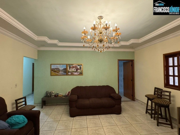 Imagem Casa com 3 Quartos à Venda, 369 m² em Residencial Sonho Dourado - Goiânia Imagem Casa com 3 Quartos à Venda, 369 m² em Residencial Sonho Dourado - Goiânia