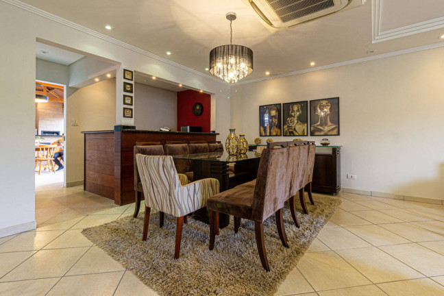 Imagem Casa com 3 Quartos à Venda, 190 m² em Embaré - Santos Imagem Casa com 3 Quartos à Venda, 190 m² em Embaré - Santos