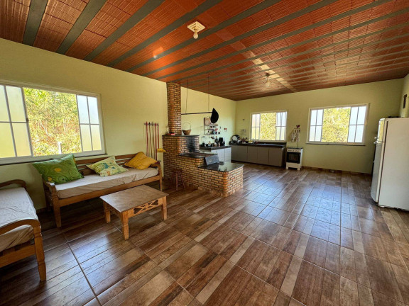 Imagem Chácara com 4 Quartos à Venda, 4 m² em Corrego Do Soldado - Itatiaiuçu Imagem Chácara com 4 Quartos à Venda, 4 m² em Corrego Do Soldado - Itatiaiuçu