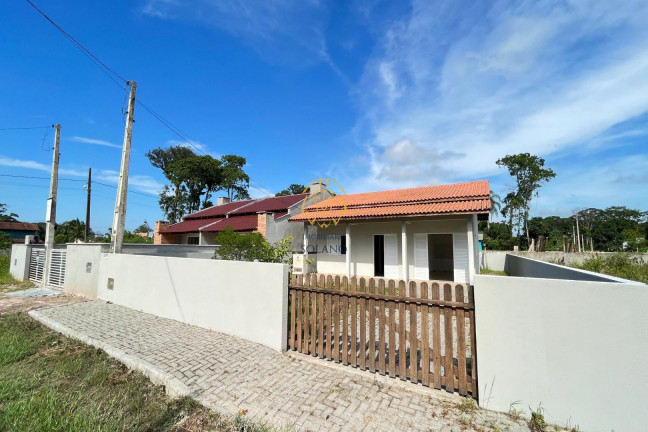 Imagem Casa com 3 Quartos à Venda, 85 m² em Pontal Do Norte - Itapoá