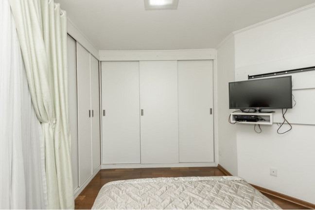 Imagem Casa com 3 Quartos à Venda, em Sítio Da Figueira - São Paulo Imagem Casa com 3 Quartos à Venda, em Sítio Da Figueira - São Paulo