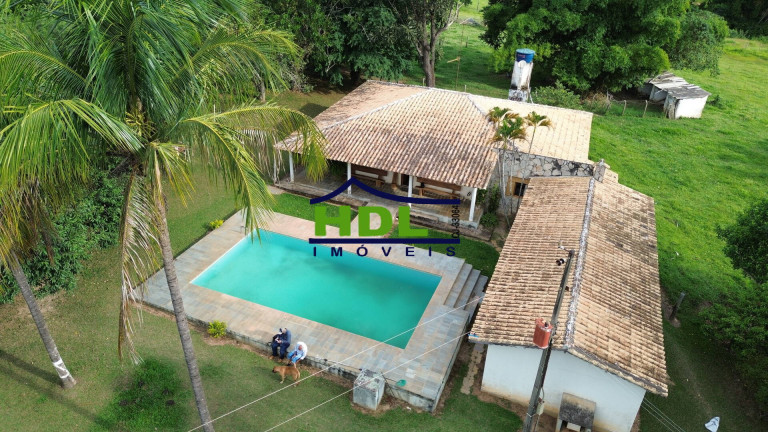 Chácara com 4 Quartos à Venda,  em Aragoiânia