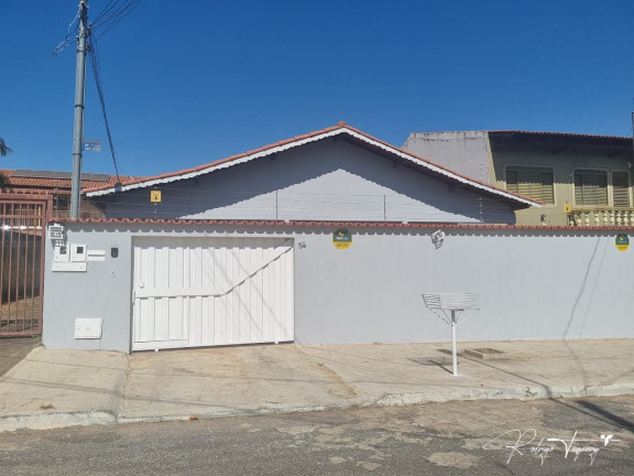 Imagem Casa com 3 Quartos à Venda, 252 m² em Jardim América - Goiânia