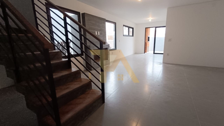 Imagem Imóvel com 3 Quartos à Venda, 135 m² em Areias De Palhocinha - Garopaba Imagem Imóvel com 3 Quartos à Venda, 135 m² em Areias De Palhocinha - Garopaba