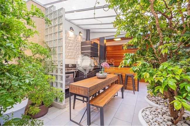 Imagem Casa com 5 Quartos à Venda, 231 m² em Bosque Da Saúde - São Paulo Imagem Casa com 5 Quartos à Venda, 231 m² em Bosque Da Saúde - São Paulo
