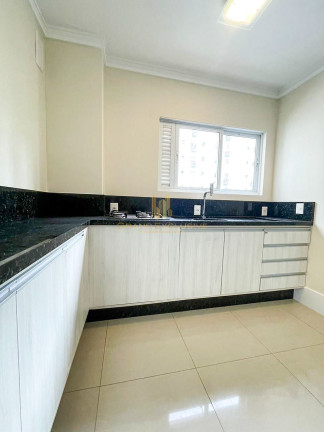 Imagem Apartamento com 3 Quartos à Venda, 118 m² em Centro - Balneário Camboriú Imagem Apartamento com 3 Quartos à Venda, 118 m² em Centro - Balneário Camboriú
