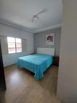 Imagem Casa com 3 Quartos à Venda, 196 m² em Campestre - Santo André
