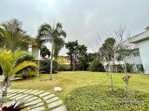 Imagem Casa com 4 Quartos à Venda ou Locação, 530 m² em Várzea - Teresópolis