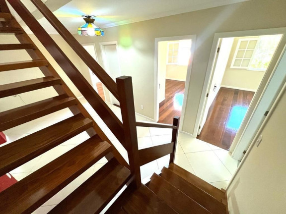 Imagem Casa com 5 Quartos à Venda, 400 m² em Golfe - Teresópolis Imagem Casa com 5 Quartos à Venda, 400 m² em Golfe - Teresópolis