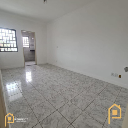 Imagem Casa com 1 Quarto à Venda, 250 m² em Conjunto Habitacional água Quente - Taubaté