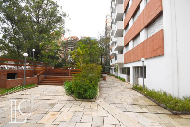 Apartamento com 4 Quartos à Venda, 157 m² em Real Parque - São Paulo