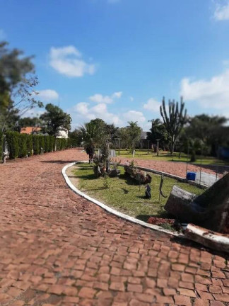 Imagem Casa com 3 Quartos à Venda, 2.500 m² em Arapongas Imagem Casa com 3 Quartos à Venda, 2.500 m² em Arapongas