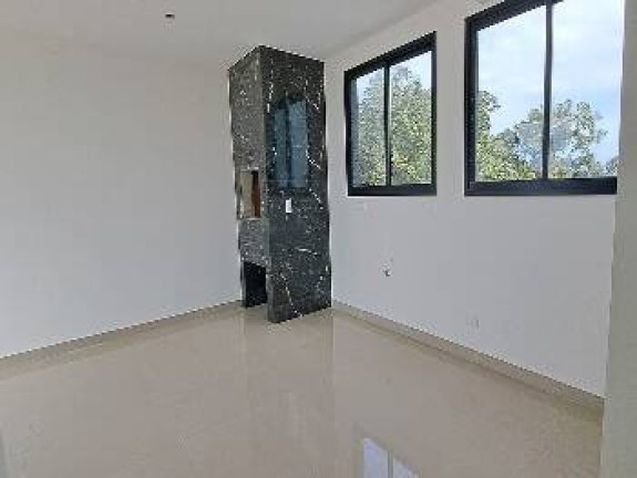 Imagem Sobrado com 3 Quartos à Venda, 141 m² em Balneário Gaivotas - Matinhos