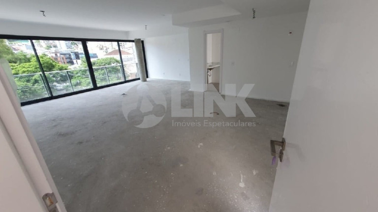 Apartamento com 1 Quarto à Venda, 67 m² em Petrópolis - Porto Alegre