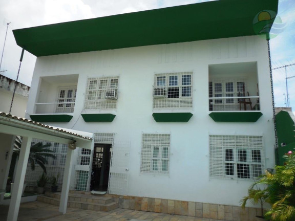 Imagem Casa com 5 Quartos à Venda, 300 m²