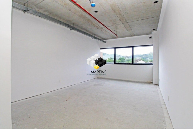 Imagem Sala Comercial à Venda, 12 m² em Teresópolis - Porto Alegre Imagem Sala Comercial à Venda, 12 m² em Teresópolis - Porto Alegre