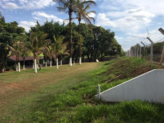 Imagem Chácara com 3 Quartos à Venda, 31 m² em Bauru