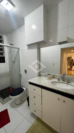Imagem Apartamento com 2 Quartos à Venda, 80 m² em Copacabana - Rio De Janeiro