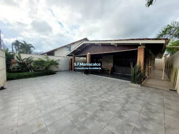 Imagem Casa com 5 Quartos para Alugar, 500 m² em Centro - Ubatuba Imagem Casa com 5 Quartos para Alugar, 500 m² em Centro - Ubatuba
