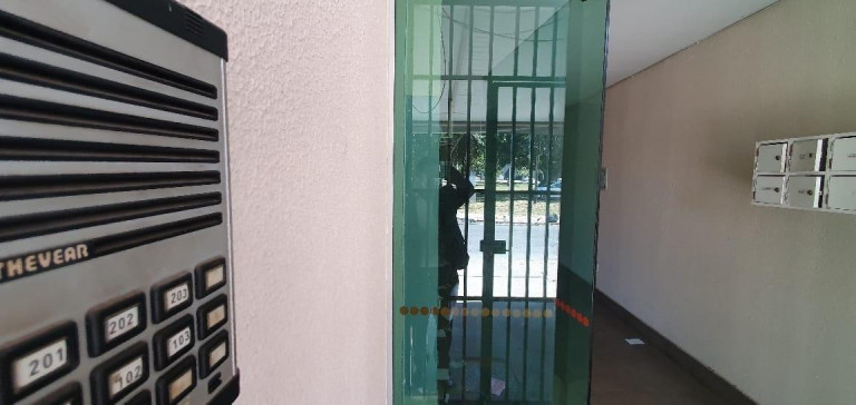 Imagem Imóvel com 12 Quartos à Venda, 600 m² em Guará I - Brasília Imagem Imóvel com 12 Quartos à Venda, 600 m² em Guará I - Brasília