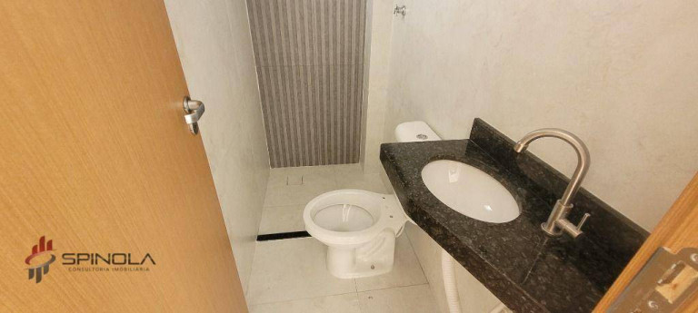 Imagem Sobrado com 3 Quartos à Venda, 67 m² em Maracanã - Praia Grande Imagem Sobrado com 3 Quartos à Venda, 67 m² em Maracanã - Praia Grande