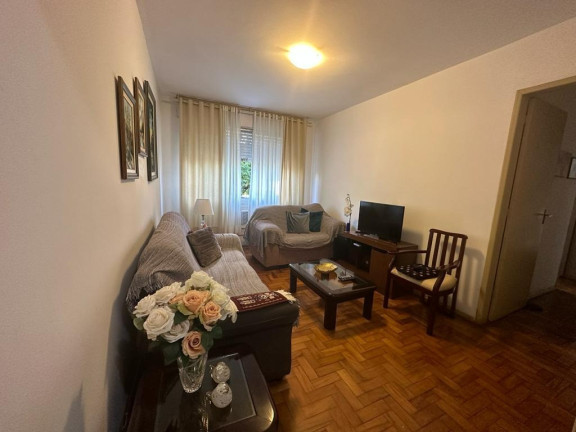 Imagem Imóvel com 3 Quartos à Venda, em Menino Deus - Porto Alegre Imagem Imóvel com 3 Quartos à Venda, em Menino Deus - Porto Alegre
