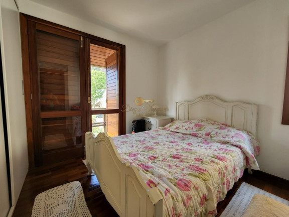 Imagem Casa com 3 Quartos à Venda, 177 m² em Granja Guarani - Teresópolis Imagem Casa com 3 Quartos à Venda, 177 m² em Granja Guarani - Teresópolis
