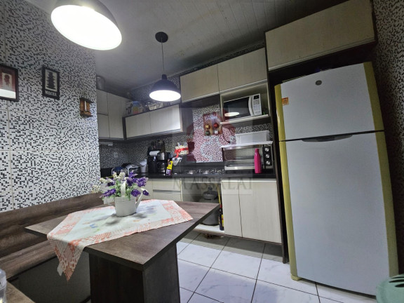 Imagem Casa com 2 Quartos à Venda, 145 m² em Sarandi - Porto Alegre
