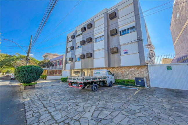 Imagem Imóvel com 3 Quartos à Venda,  em São Geraldo - Porto Alegre