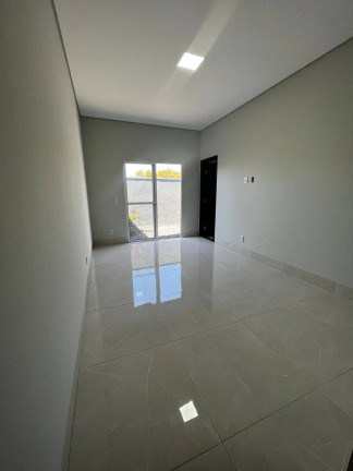 Casa com 3 Quartos à Venda, 131 m² em Santa Cruz - Cuiabá