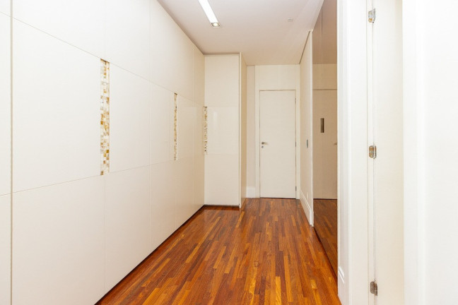 Imóvel com 3 Quartos à Venda, 240 m² em Vila Mariana - São Paulo