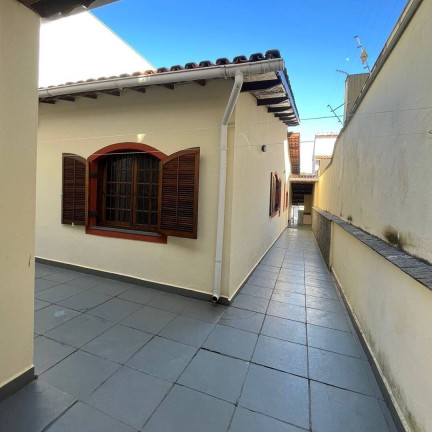 Imagem Casa com 3 Quartos à Venda, em Jardim Santa Rita De Cássia - Bragança Paulista Imagem Casa com 3 Quartos à Venda, em Jardim Santa Rita De Cássia - Bragança Paulista