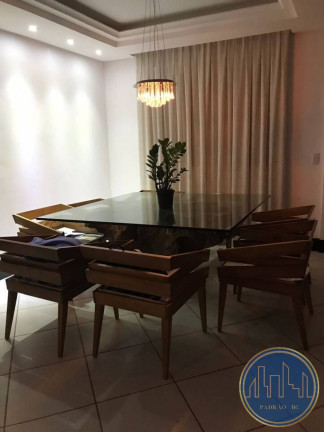 Imagem Casa com 4 Quartos para Temporada, 380 m² em Estaleiro - Balneário Camboriú Imagem Casa com 4 Quartos para Temporada, 380 m² em Estaleiro - Balneário Camboriú