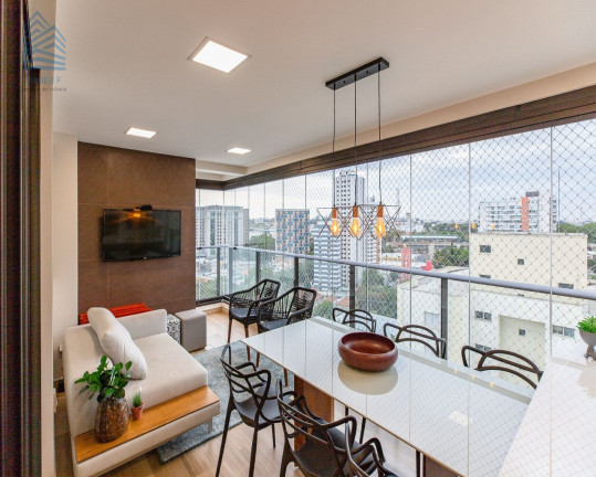 Imóvel com 2 Quartos à Venda, 100 m² em Campo Belo - São Paulo