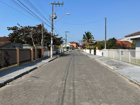Imagem Casa com 3 Quartos à Venda, 135 m² em Centro - Balneário Barra Do Sul Imagem Casa com 3 Quartos à Venda, 135 m² em Centro - Balneário Barra Do Sul