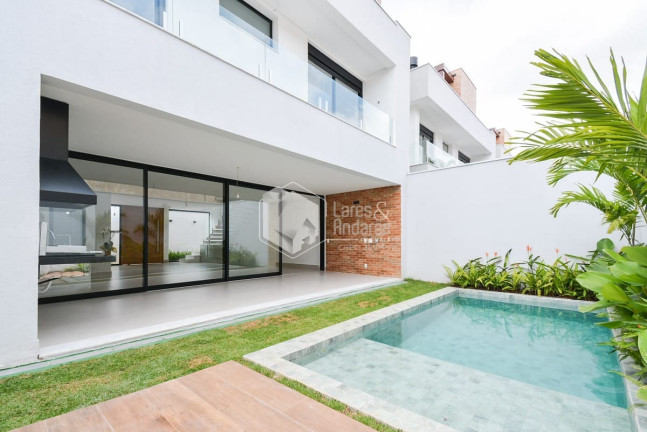 Casa com 3 Quartos à Venda, 331 m² em Planalto Paulista - São Paulo