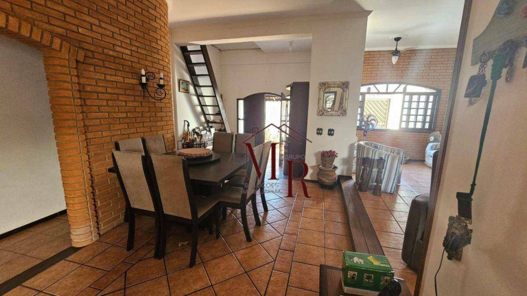 Imagem Casa com 3 Quartos à Venda, 165 m² em Canto Do Forte - Praia Grande