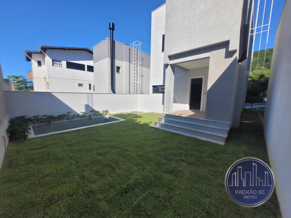 Imagem Casa com 4 Quartos à Venda, 202 m² em Ariribá - Balneário Camboriú Imagem Casa com 4 Quartos à Venda, 202 m² em Ariribá - Balneário Camboriú