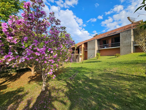 Casa com 6 Quartos à Venda, 450 m² em Albuquerque - Teresópolis