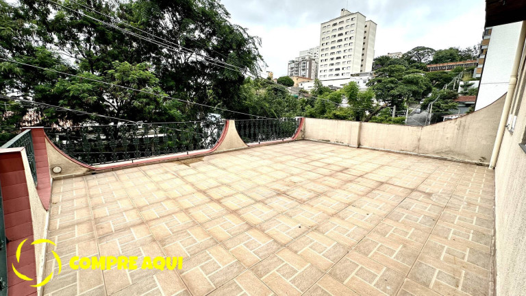 Casa com 3 Quartos à Venda, 285 m² em Sumaré - São Paulo