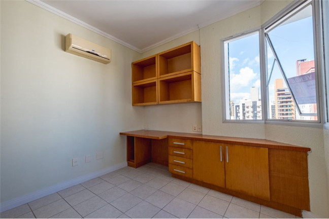 Imagem Imóvel com 3 Quartos à Venda,  em Centro - Florianópolis