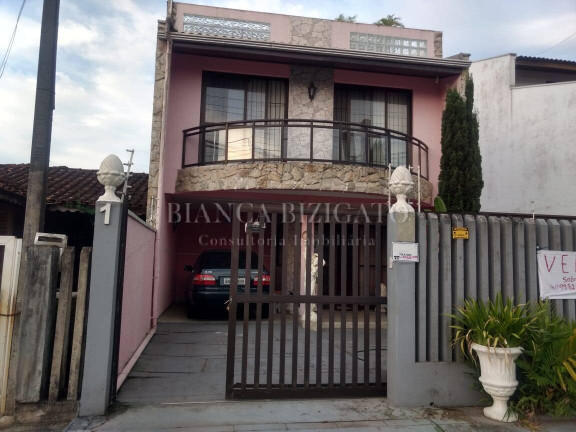 Sobrado com 3 Quartos à Venda, 174 m² em Centro - Guaratuba