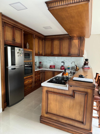 Imagem Casa com 3 Quartos à Venda, 252 m² em Santa Regina - Camboriú