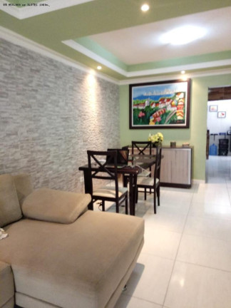 Imagem Casa com 3 Quartos à Venda, 90 m² em Fragoso - Olinda