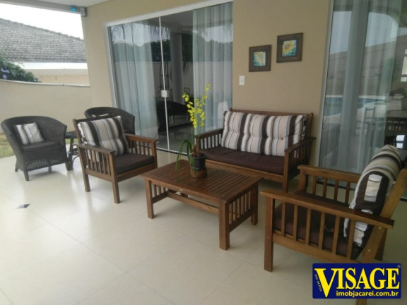 Imagem Casa com 3 Quartos à Venda, 1.000 m² em Altos De Santana I - Jacareí Imagem Casa com 3 Quartos à Venda, 1.000 m² em Altos De Santana I - Jacareí