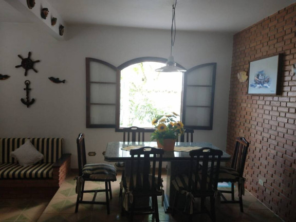 Imagem Sobrado com 4 Quartos à Venda, 250 m² em Cocanha - Caraguatatuba Imagem Sobrado com 4 Quartos à Venda, 250 m² em Cocanha - Caraguatatuba