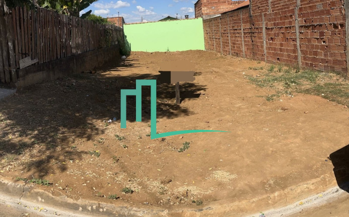 Terreno à Venda, 160 m² em Jd Cambui - Franca