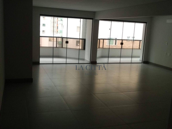 Imagem Cobertura com 4 Quartos à Venda, 530 m² em Centro - Balneário Camboriú