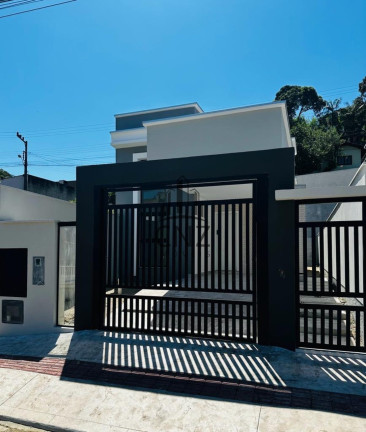 Casa com 3 Quartos à Venda, 164 m² em Poço Fundo - Brusque