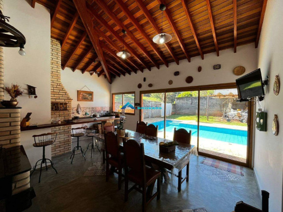 Imagem Casa com 3 Quartos à Venda, 295 m² em Medeiros - Jundiaí Imagem Casa com 3 Quartos à Venda, 295 m² em Medeiros - Jundiaí